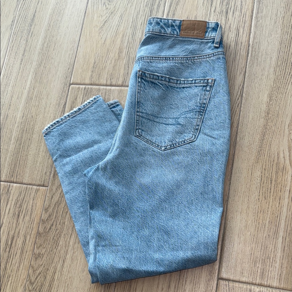 American Eagle Outfitters Light Blue Straight Jeans